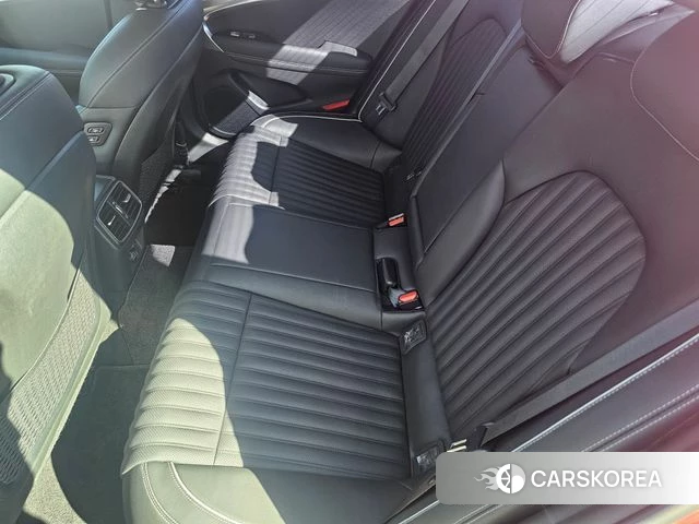 Genesis G70 2019 Красный из Кореи, фото 2