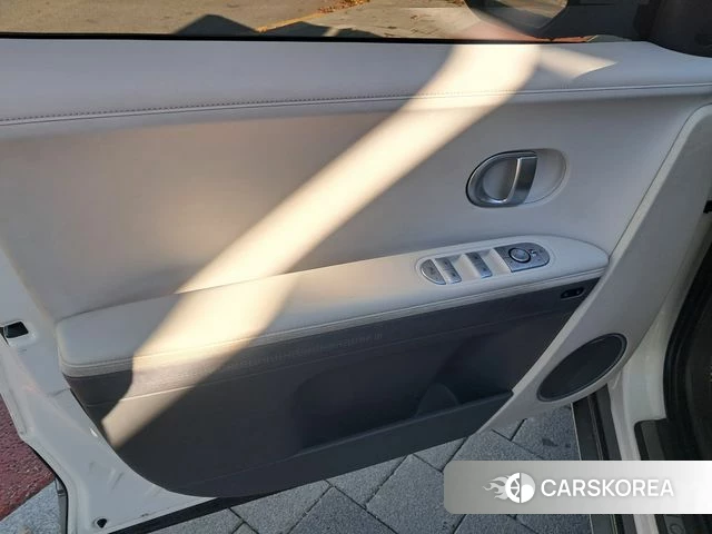Hyundai Ionic 5 2022 Белый из Кореи, фото 2