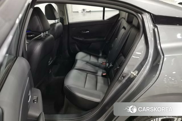 Nissan Sylphy 2023 Темно-серый из Китая, фото 2