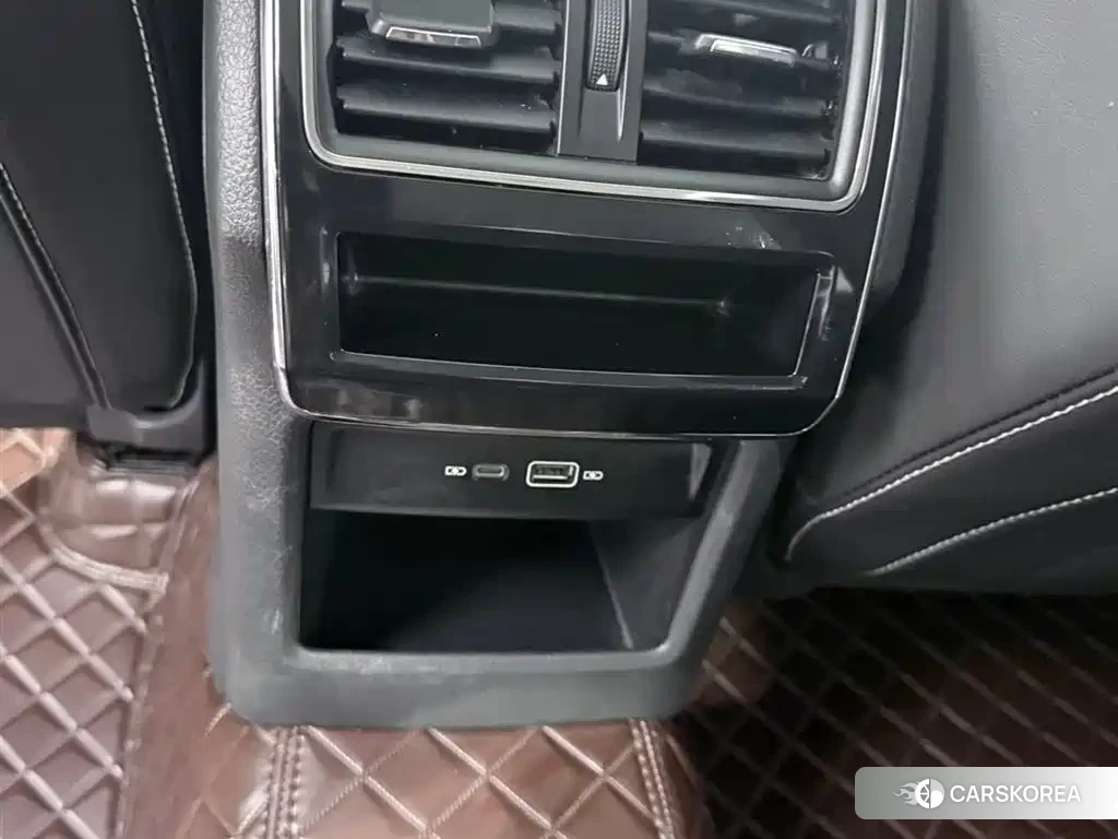 Skoda Superb 2023 Черный из Китая, фото 2