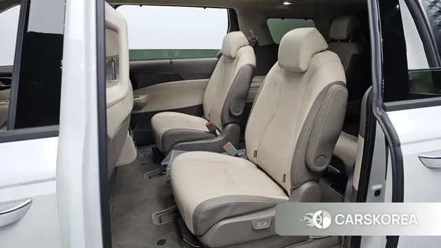 Kia The New Carnival 4th Generation 2024 Белый из Кореи, фото 2