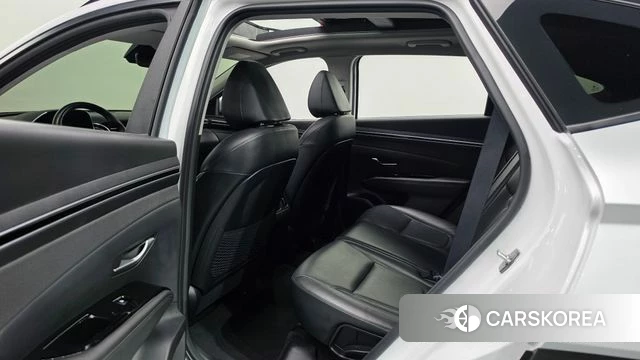 Hyundai Tucson (NX4) 2022 Белый из Кореи, фото 2