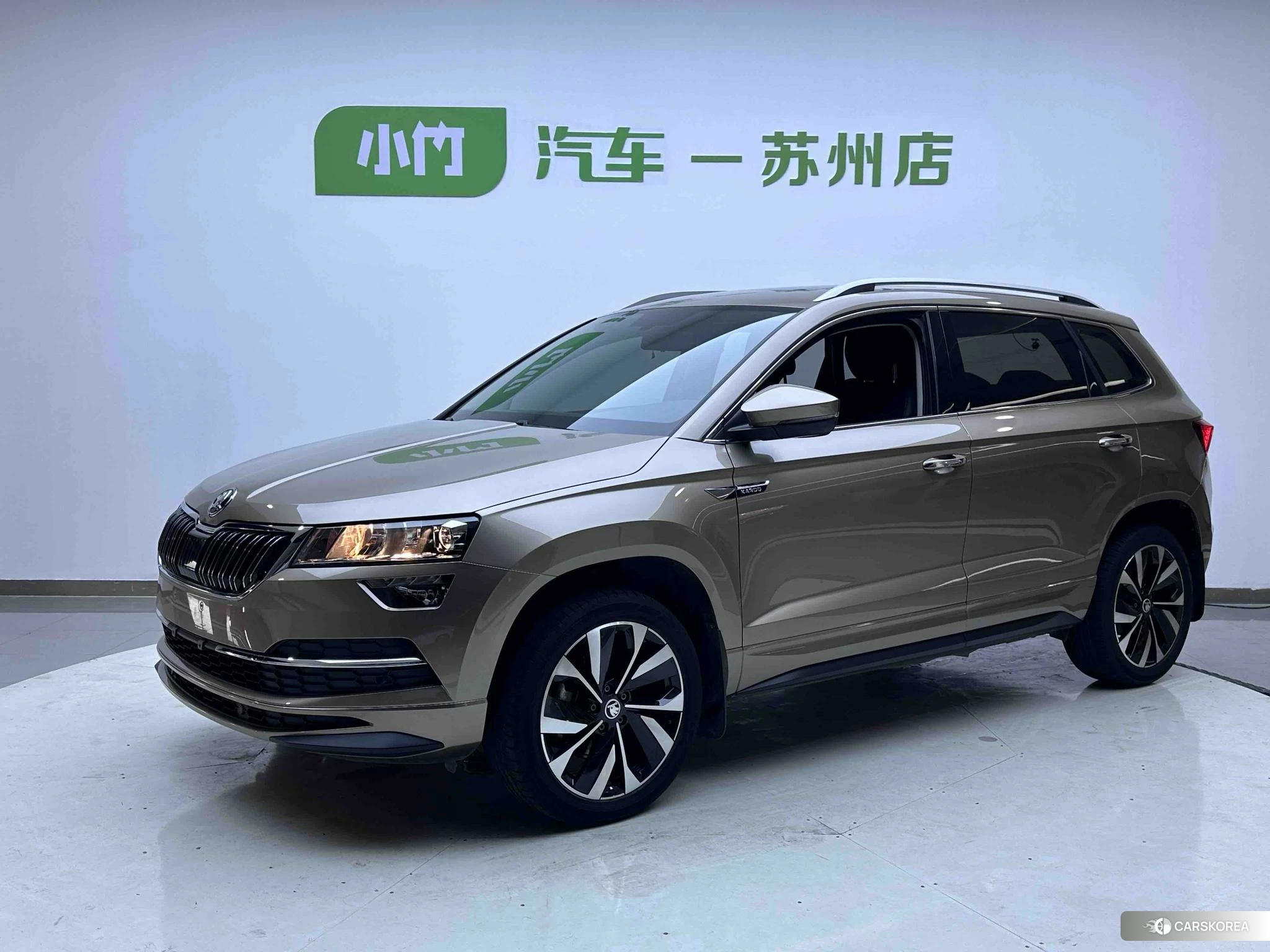 Skoda Karoq 2021 Шампань из Китая, фото 2