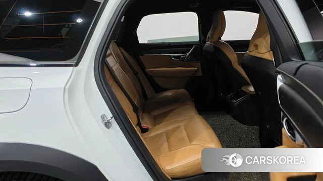 Volvo V90 Cross-Country 2019 Белый из Кореи, фото 2