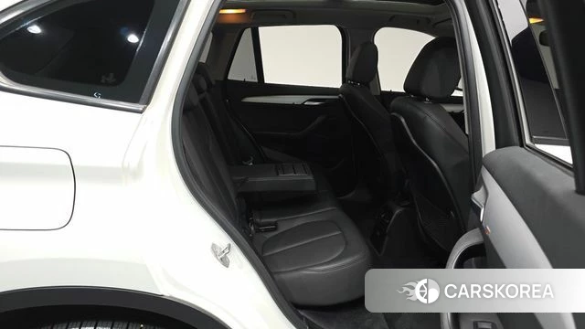 BMW X1 (F48) 2019 Белый из Кореи, фото 2