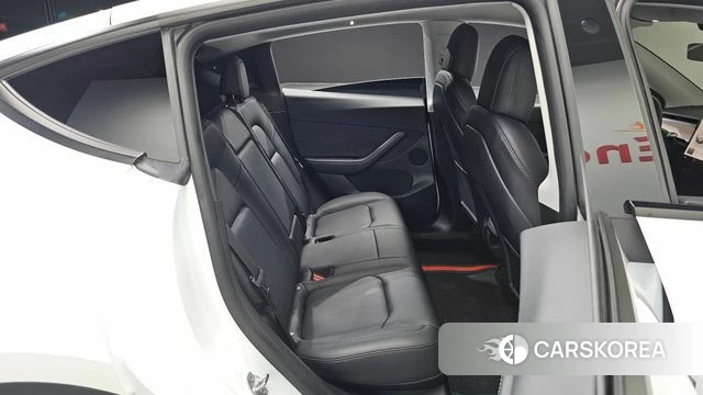 Tesla Model Y 2022 Белый из Кореи, фото 2