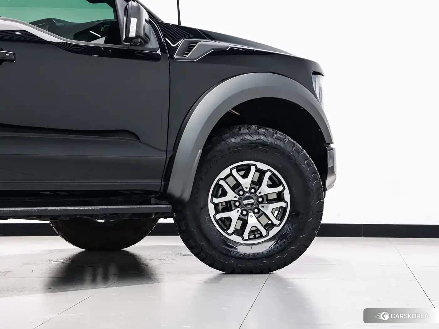 Ford F-150 2024 Черный из Китая, фото 2