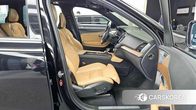 Volvo XC90 second Generation 2019 Черный из Кореи, фото 3