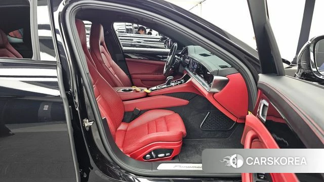 Porsche Panamera (971) 2020 Черный из Кореи, фото 2