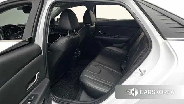 Hyundai Avante (CN7) 2022 Белый из Кореи, фото 2