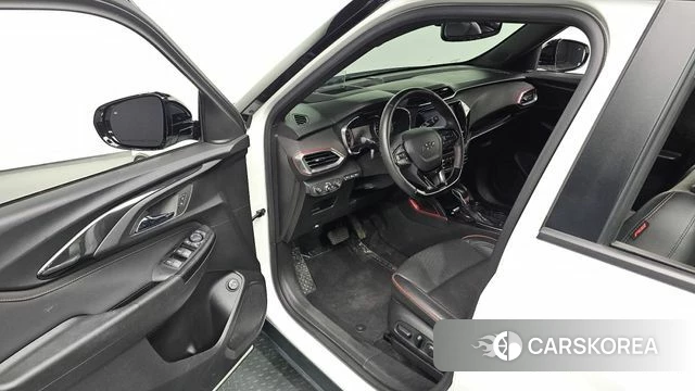 Chevrolet (GM Daewoo) Trailblazer 2022 Белый из Кореи, фото 2