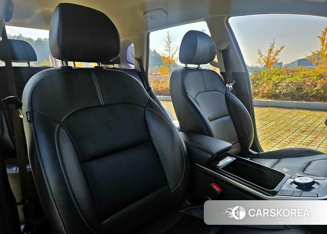 Kia Niro Plus 2022 Серебряный из Кореи, фото 2