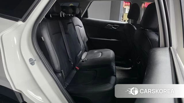 Kia Sportage 5th Generation Hybrid 2024 Белый из Кореи, фото 2