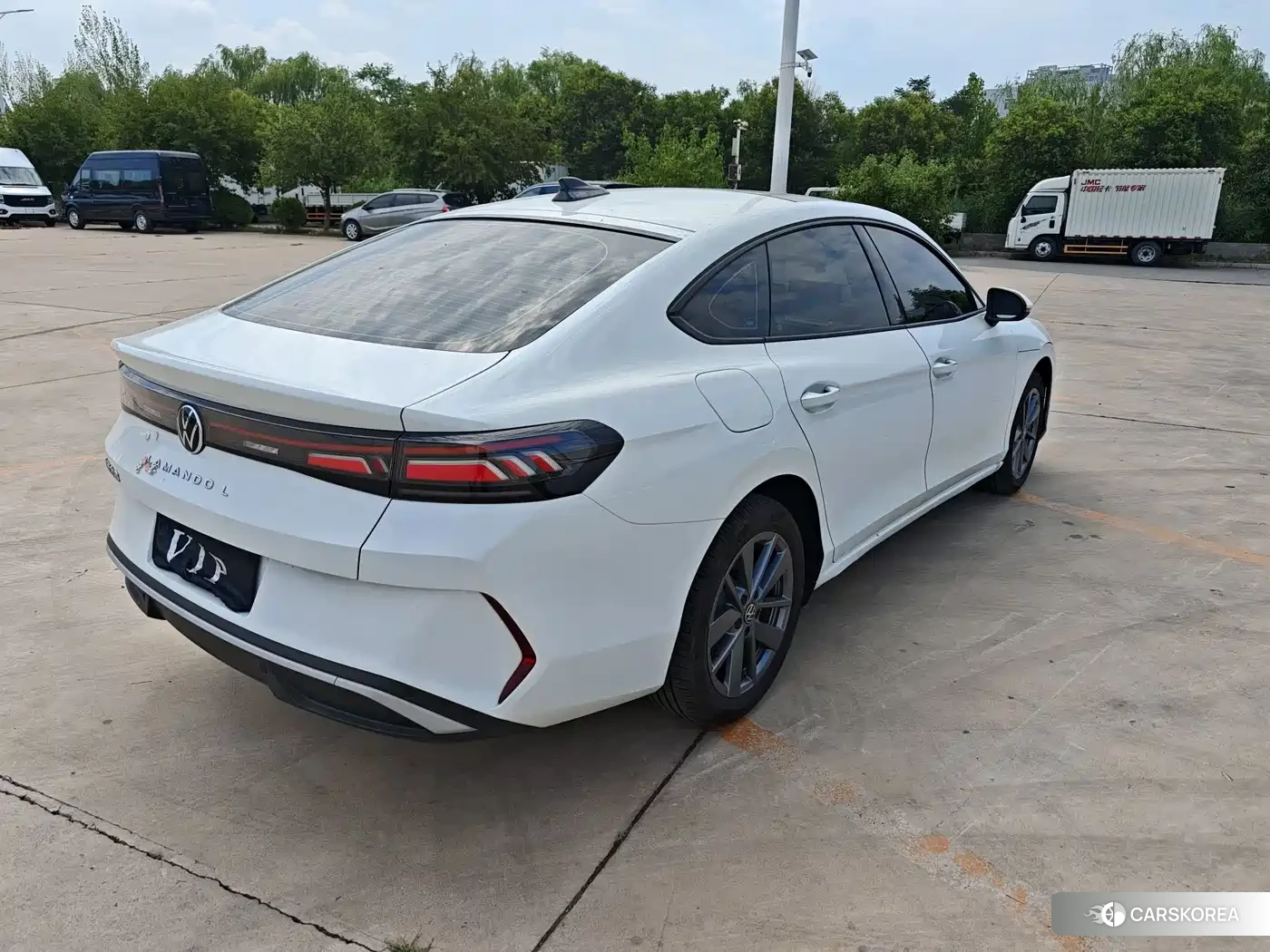 Volkswagen Lamando 2025 Белый из Китая, фото 2