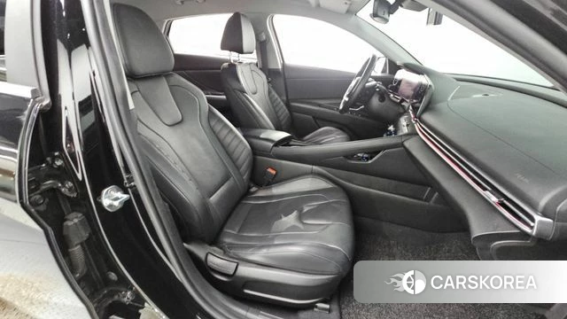 Hyundai Avante (CN7) 2020 Черный из Кореи, фото 2