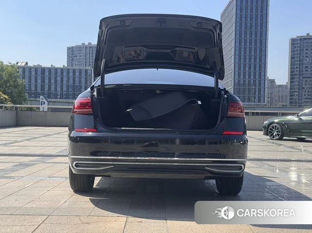 Volkswagen Passat 2023 Черный из Китая, фото 2