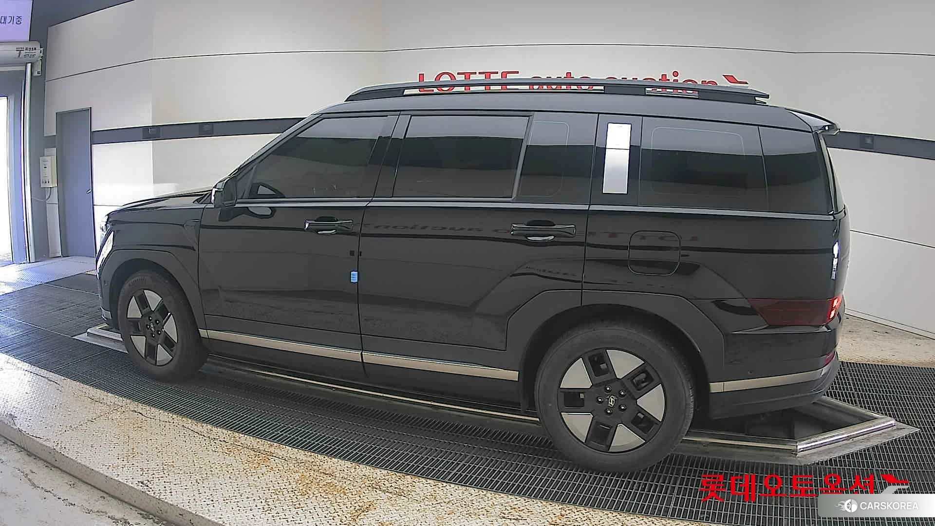Hyundai Santa Fe Hybrid 2024 Abyss Black Pearl из Кореи, фото 2