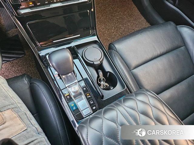 Kia K7 Premier 2019 Черный из Кореи, фото 2