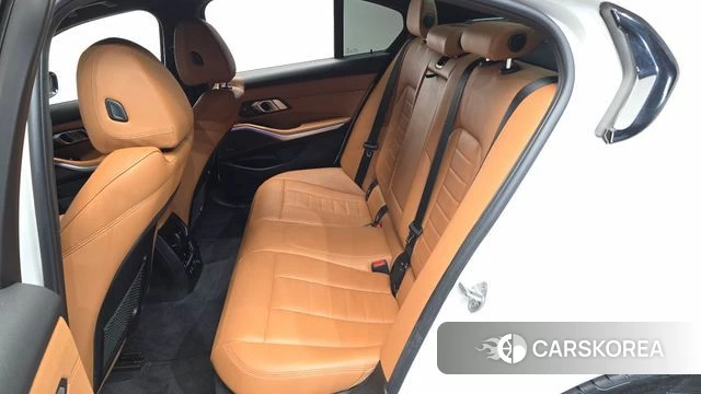 BMW 3 Series (G20) 2020 Белый из Кореи, фото 2