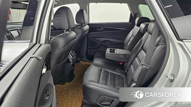 Kia The New Sorento 2018 Серебристо-серый из Кореи, фото 2