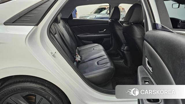 Hyundai Avante (CN7) 2023 Белый из Кореи, фото 2