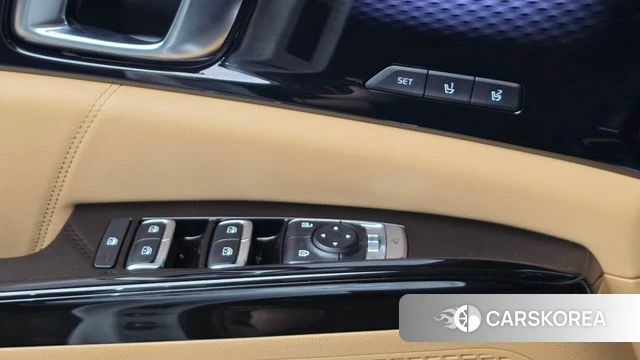 Kia Carnival 4th generation 2023 Белый из Кореи, фото 2
