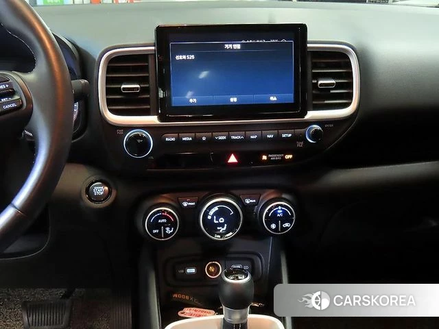 Hyundai Venue 2021 Белый из Кореи, фото 2