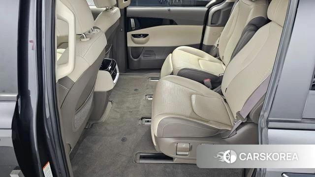 Kia Carnival 4th generation 2023 Серый из Кореи, фото 2