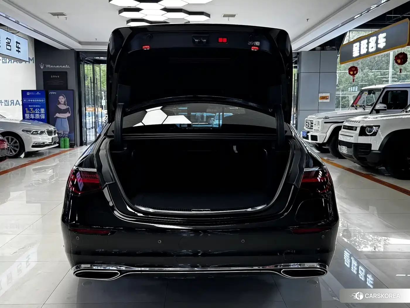 Mercedes-Benz S-Class 2025 Черный из Китая, фото 2