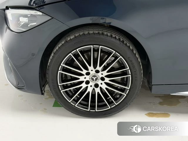 Mercedes-Benz C-class 2023 Другой из Китая, фото 2