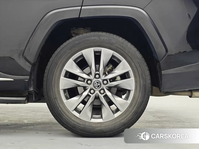 Toyota Wildlander 2021 Черный из Китая, фото 2