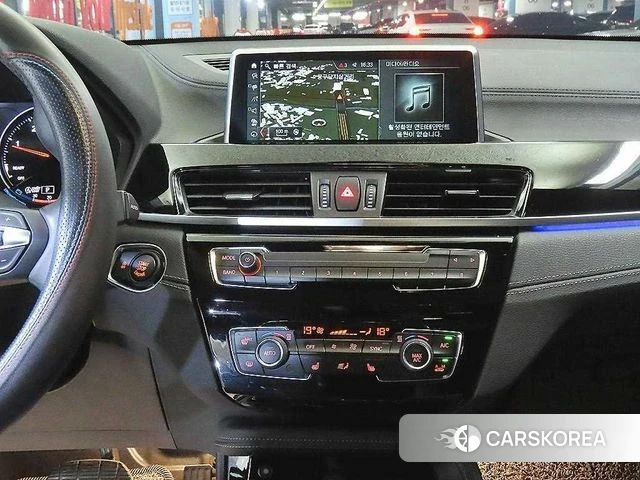 BMW X2 (F39) 2018 Черный из Кореи, фото 2