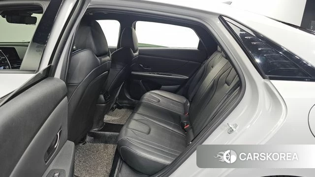 Hyundai Avante (CN7) 2021 Серебристо-серый из Кореи, фото 2