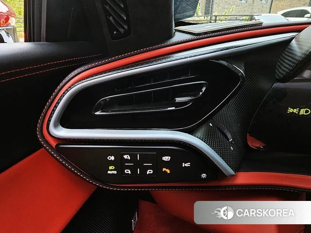 Ferrari 296 GTS 2023 Красный из Кореи, фото 2