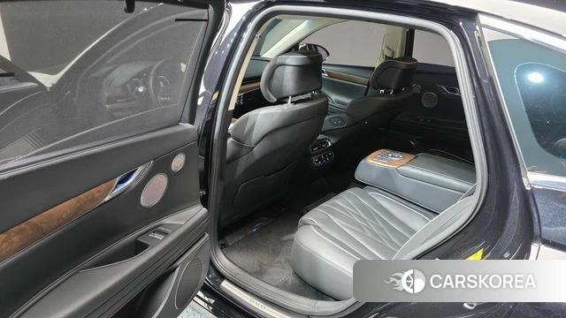 Genesis Electrified G80 (RG3) 2022 Черный из Кореи, фото 2