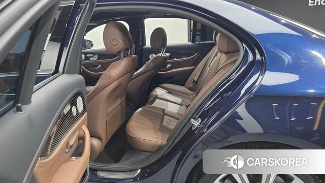 Mercedes-Benz E-Class W213 2021 Синий из Кореи, фото 2