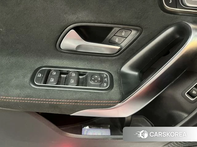 Mercedes-Benz CLA 2021 Белый из Китая, фото 2