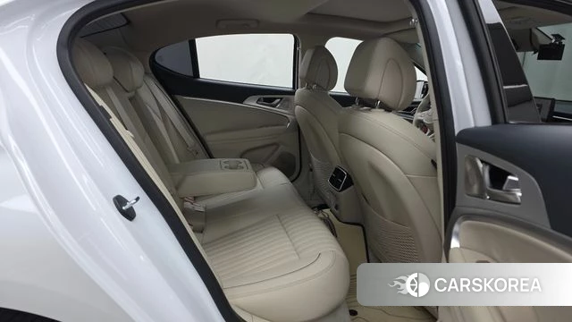 Genesis The New G70 2024 Белый из Кореи, фото 3