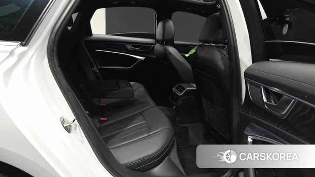 Audi A6 (C8) 2020 Белый из Кореи, фото 2