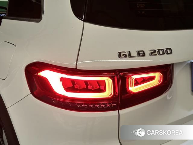 Mercedes-Benz GLB 2022 Белый из Китая, фото 2
