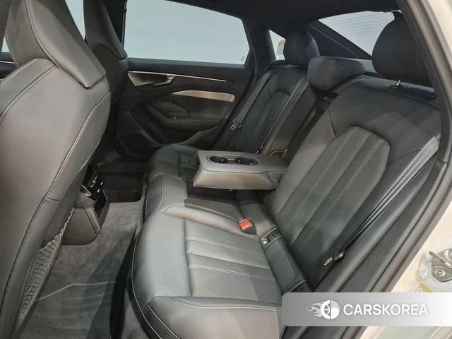 Audi A6 (C9) 2026 Белый из Кореи, фото 2