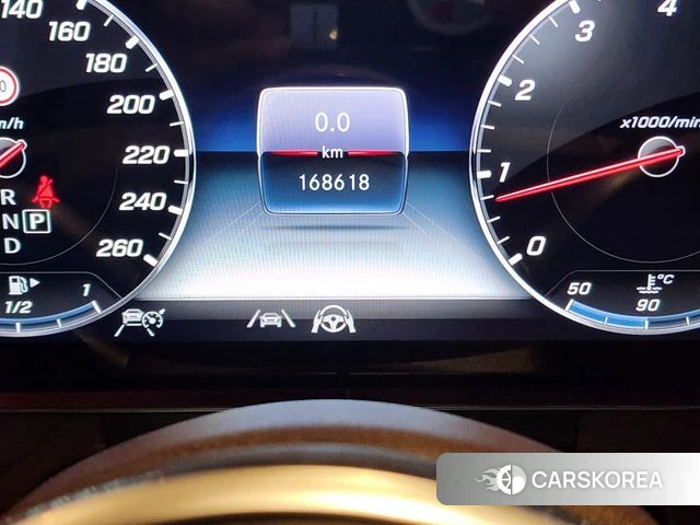 Mercedes-Benz E-Class W213 2020 Белый из Кореи, фото 2