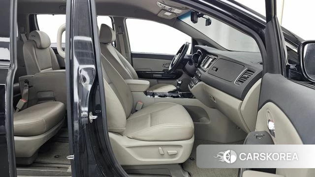 Kia The New Carnival 2018 Черный из Кореи, фото 2