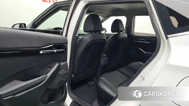 Kia Seltos 2022 Белый из Кореи, фото 2