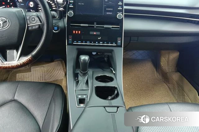 Toyota Avalon 2022 Темно-серый из Китая, фото 2