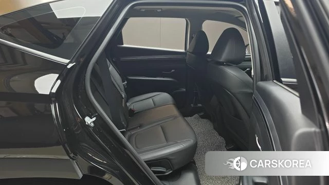 Hyundai Tucson (NX4) 2023 Черный из Кореи, фото 2
