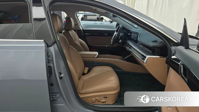 Hyundai Grandeur (GN7) 2023 Серебристо-серый из Кореи, фото 2