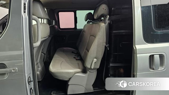 Hyundai The New Grand Starex 2018 Серебристо-серый из Кореи, фото 2