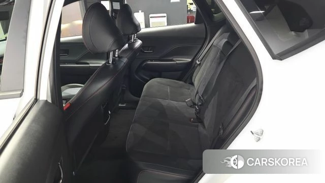 Hyundai Kona Hybrid (SX2) 2025 Белый из Кореи, фото 2