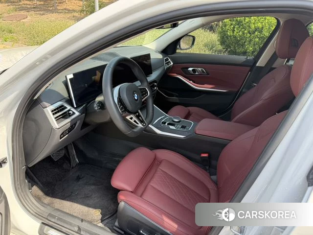 BMW 3 series 2025 Белый из Китая, фото 2